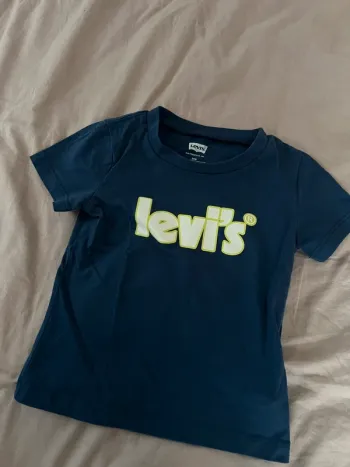 T-shirt Levi’s 36 mois