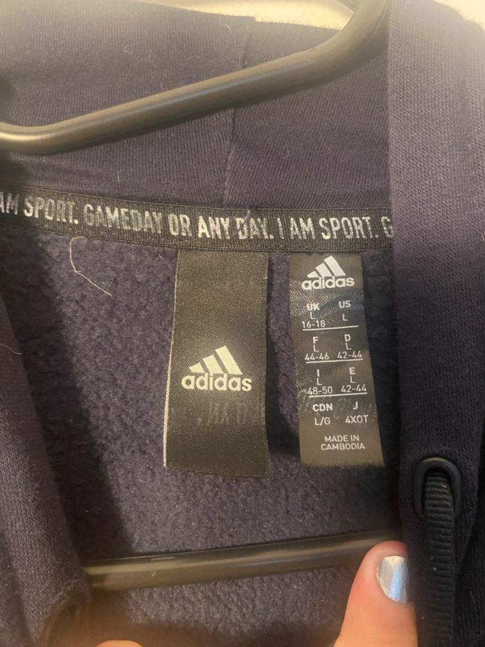 Pull Adidas avec poche Kangourou à l’avant Taille L - photo numéro 3