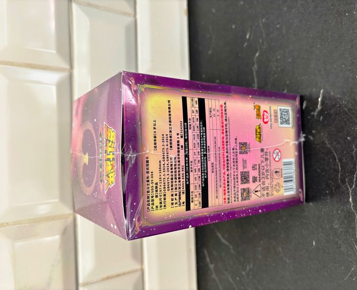 Display Saint Seiya Chevaliers du Zodiaque 10 Yuan série 4 18 Boosters! 90 Cartes à collectionner - photo numéro 6