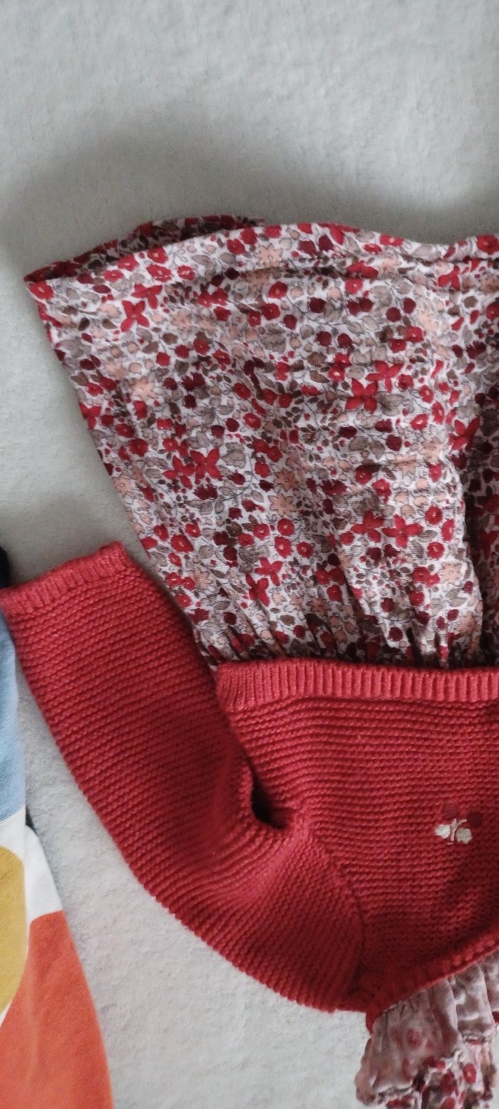 Très jolie petite robe bébé fille T 3 mois = 59cm - photo numéro 5