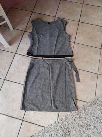 Jupe + haut polyester T42 noir chiné