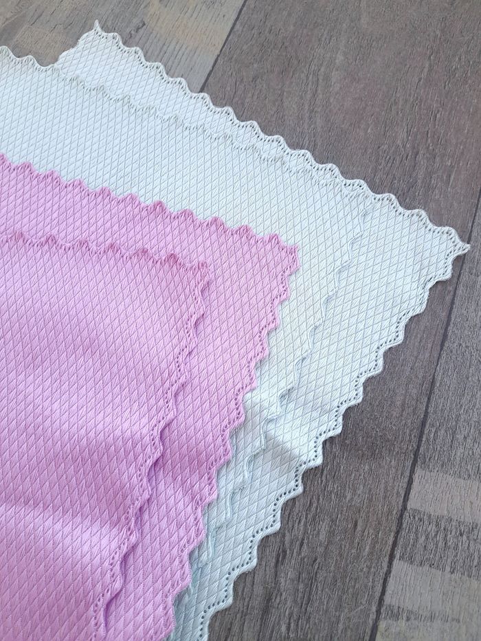 Lot 4 chiffons de nettoyage en microfibre, neufs - photo numéro 5