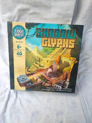 Shadow glyphs jeu de société 