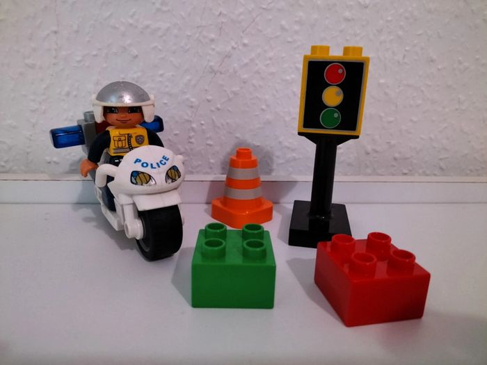 Duplo Lego moto police blanche