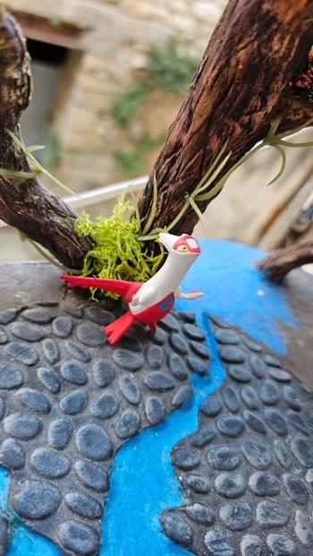 Super figurine Pokemon Nintendo latias