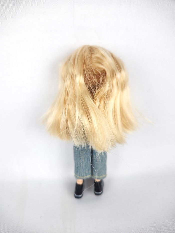Mini Poupée Bratz Vintage 2002 - Taille 10 cm - Blonde - MGA - photo numéro 3