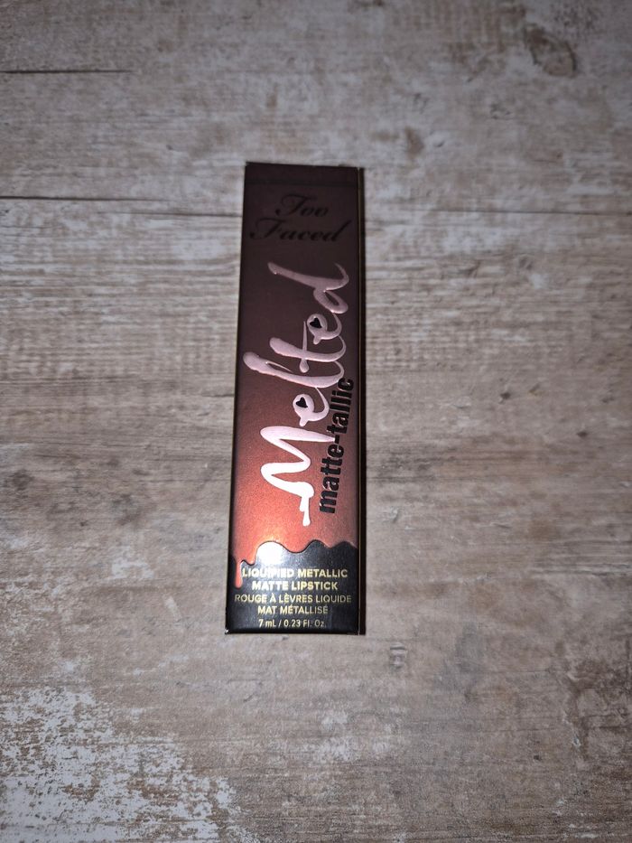 Melted matte-tallic Too faced - photo numéro 2