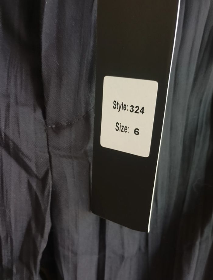 Très joli pantalon femme neuf - photo numéro 4