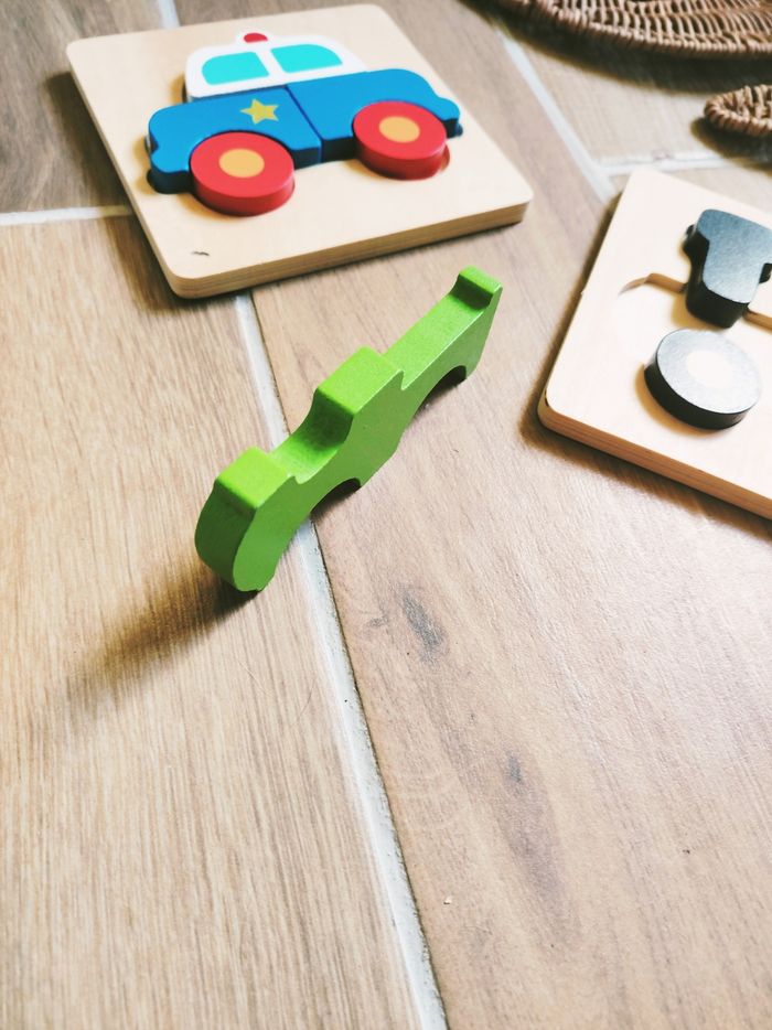🚛Lot de 2 petits puzzles les véhicules premier âge en bois - photo numéro 2