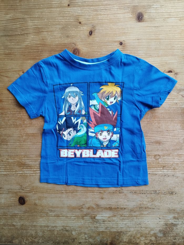 Tee-shirt Beyblade Bleu – 5 Ans – Très Bon État - photo numéro 1