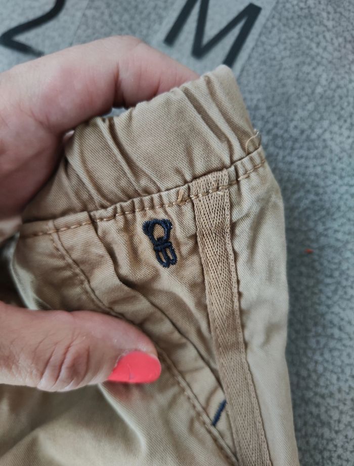 Pantalon beige 12 mois - photo numéro 2