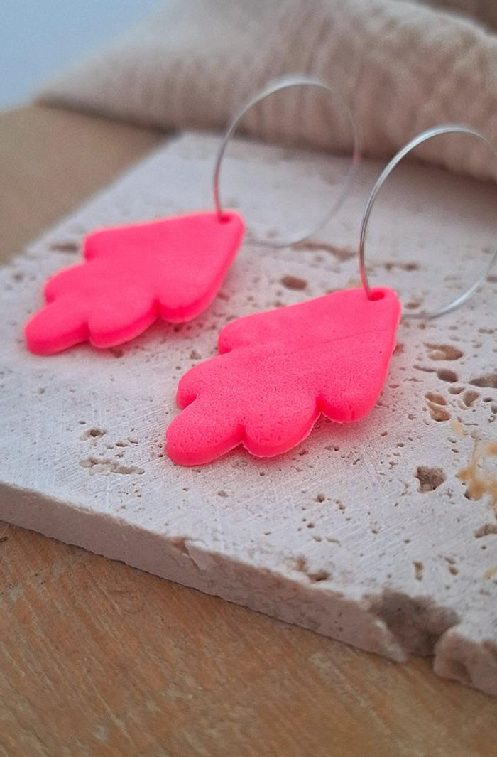 Boucles d’oreilles Feuille Rose Fluo – Création artisanale & unique - neuve 🌿 - photo numéro 7