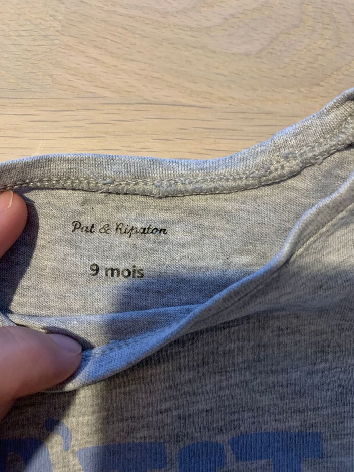 Tee-shirt gris 9 mois - photo numéro 2