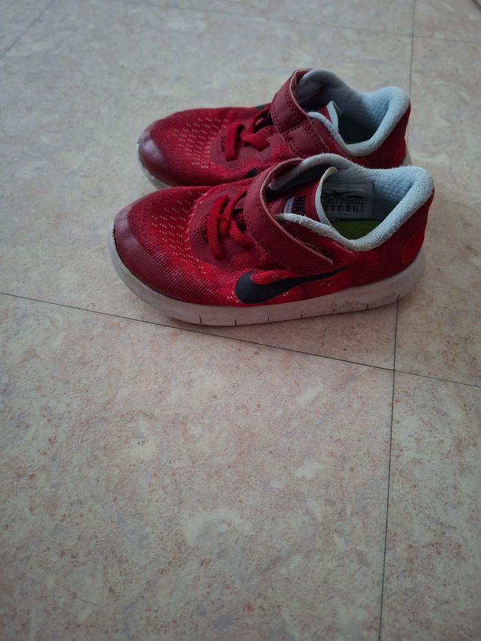 Basket garçon Nike p.25 - photo numéro 4
