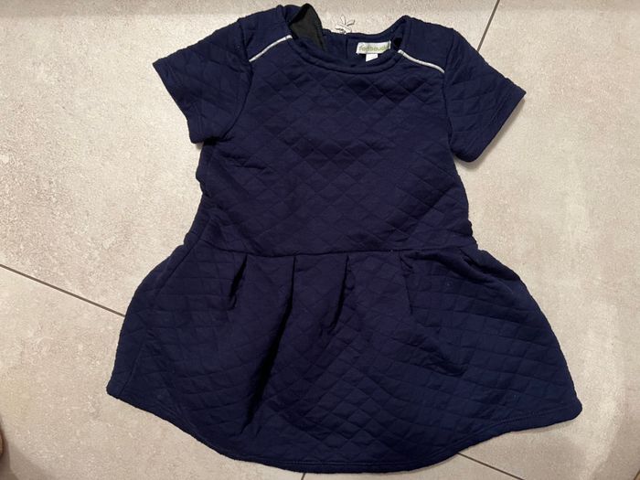 Robe bleue marine