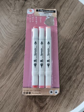 Lot de 3 aquamarkers aquarelle tons rose neuf