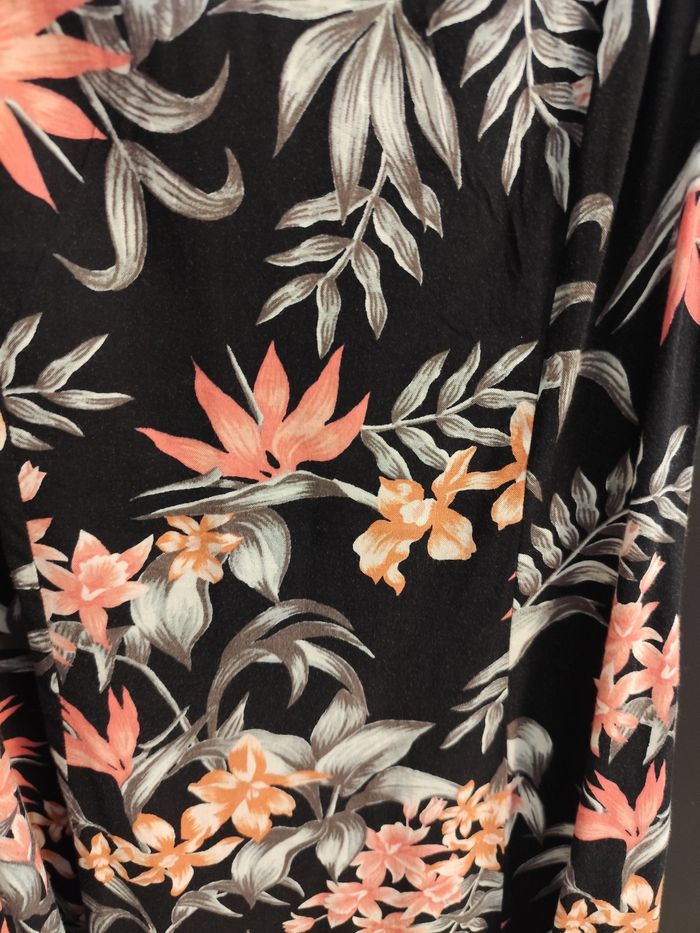Robe à fleurs - photo numéro 2