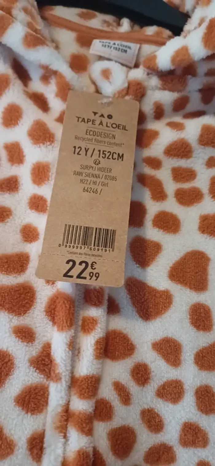 Pyjama style combinaison à tirettes . Tape à l'œil 12 ans . - photo numéro 2