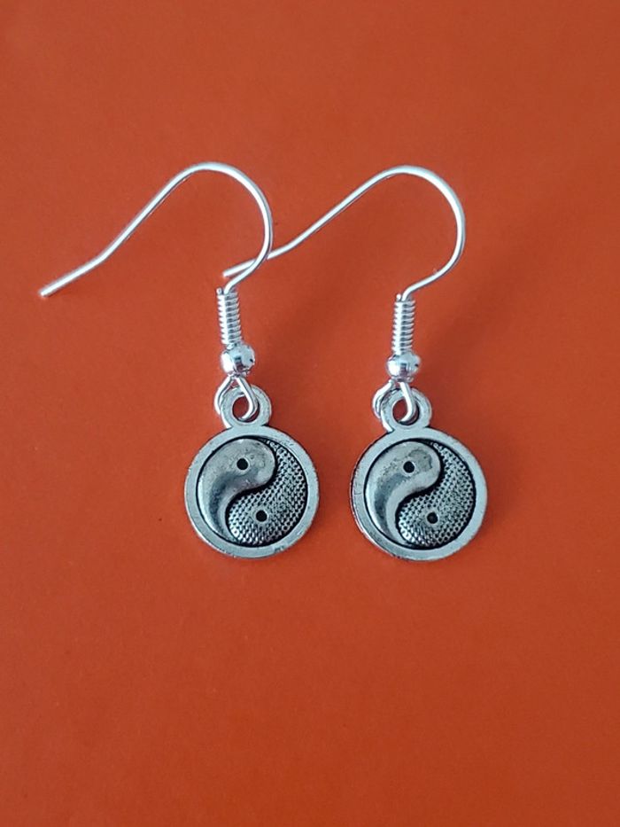 Boucles doreilles yin et yang