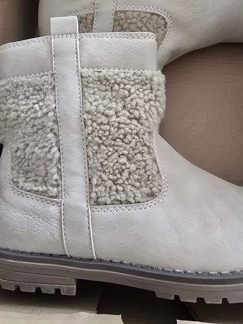 Bottine fille pointure 32 neuf  couleur beige