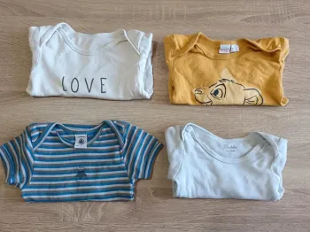 C44 Lot bodies 24 mois