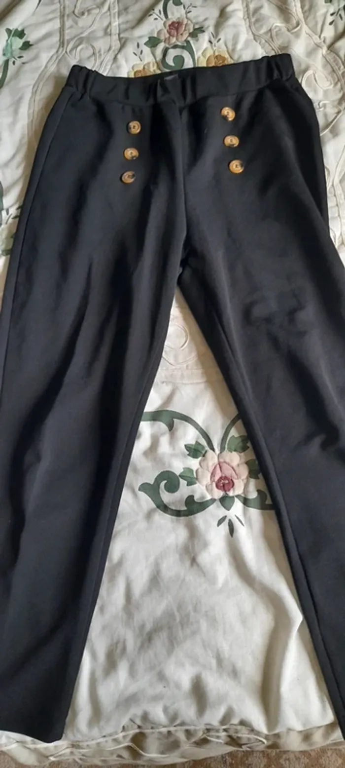 Pantalon taille haute à bouton - photo numéro 2