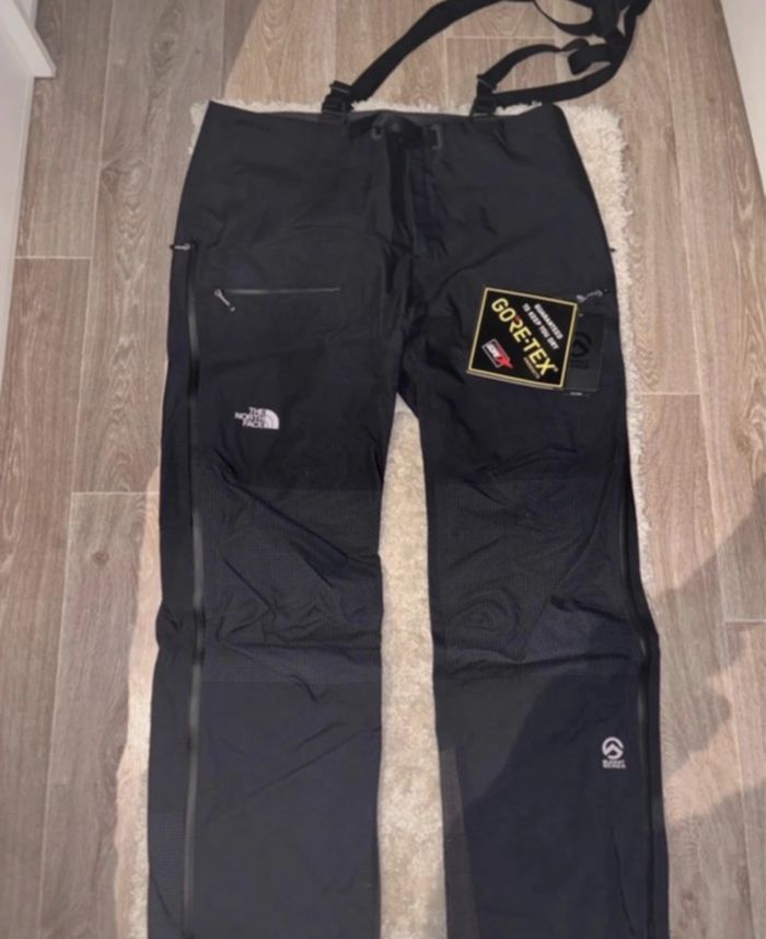 Salopette de Ski The North Face – SUMMIT Series - photo numéro 2