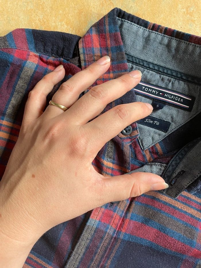 Chemise à carreaux Tommy Hilfiger taille S très bon état - photo numéro 4