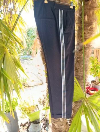Pantalon  bande irisée sur le côté