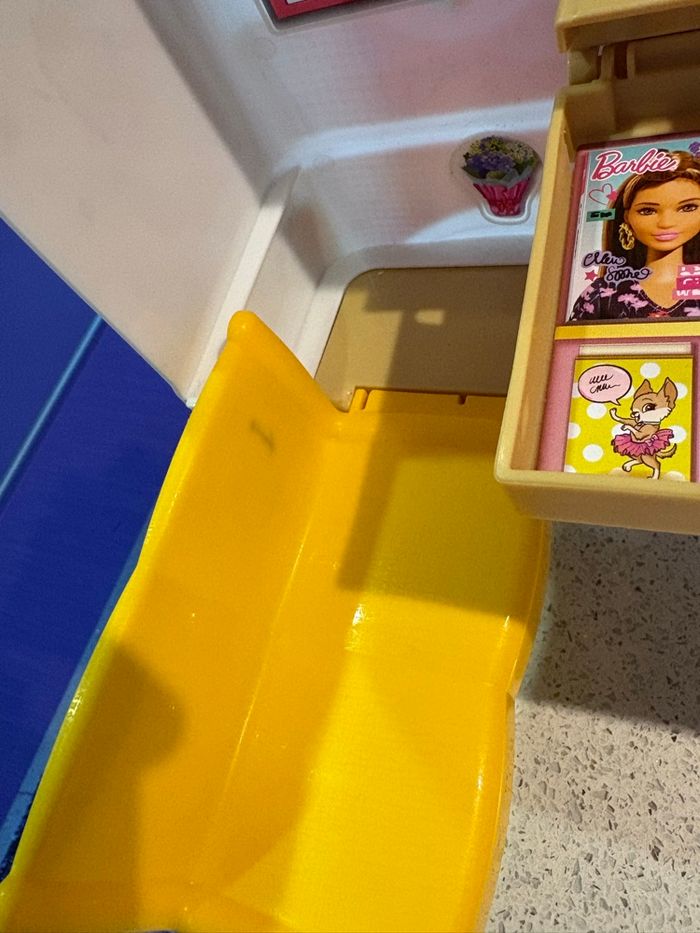 Ambulance Barbie + accessoires - photo numéro 5