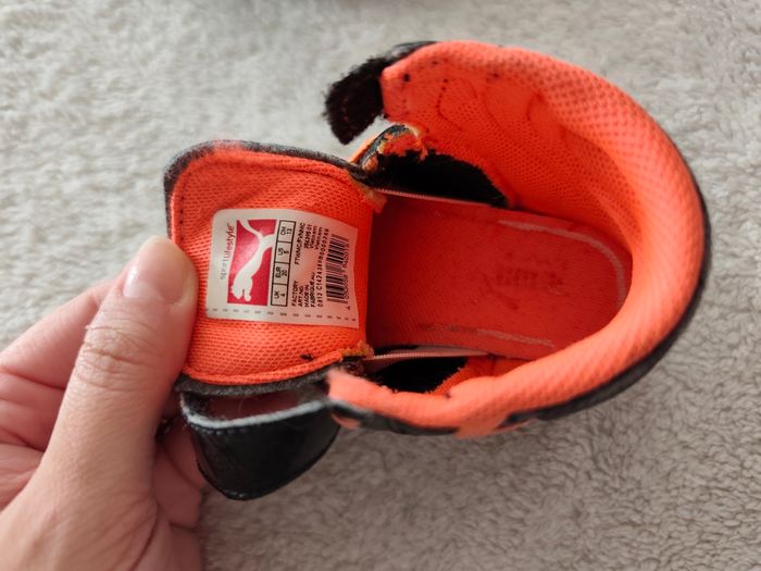 Baskets bébé Puma noir et orange – taille 20 - photo numéro 8