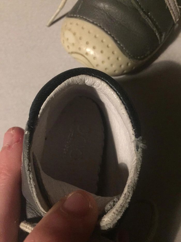 Chaussures Babybotte pointure 20 - photo numéro 4
