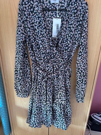 robe portefeuille Taille 36 manches longues Betty London fleuri tons bleu foncé NEUVE