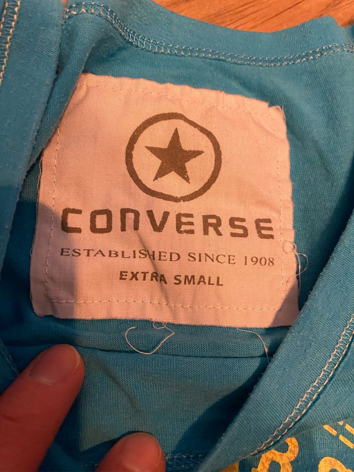 Lot 2 tshirts CONVERSE taille XS - photo numéro 4