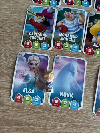 Petit lot fève Disney Elsa et carte Disney Leclerc