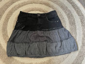 Jupe bi matière Desigual  taille 38
