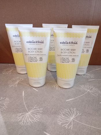Lot baby lotion