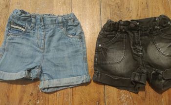 Lot 2 shorts 24 mois