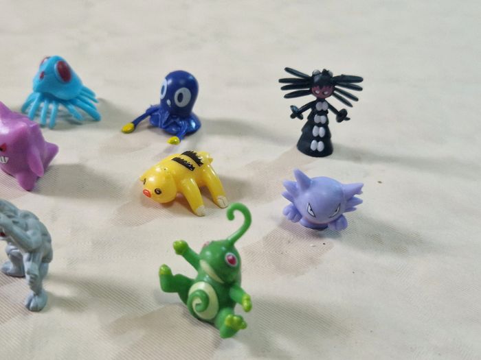 Lot de 24 petites figurines pokemon - photo numéro 5