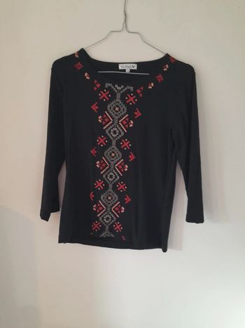 Tee-shirt manche longue. Taille 1