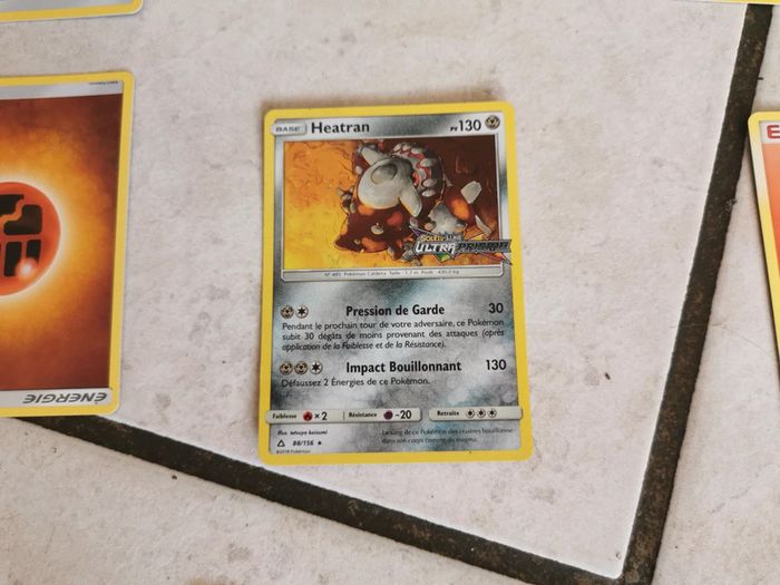 Lot de cartes Pokémon brillante heatran - photo numéro 2