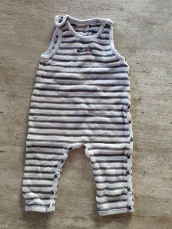 combinaison sans manches 12 mois neuve
