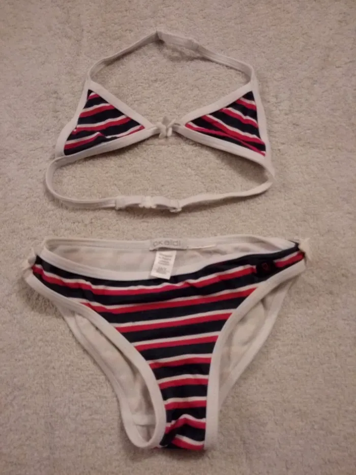 Maillot de bain 2 pièces Okaïdi 18-24 mois (réf perso F-F64)(familleac72)
