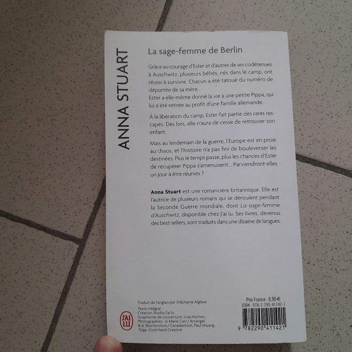 Vend  la sage femme de Berlin - photo numéro 2