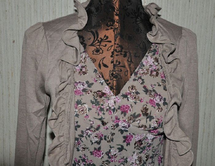 Gilet taupe faux chemisier - Ctelle - T.S/M - Neuf - photo numéro 3