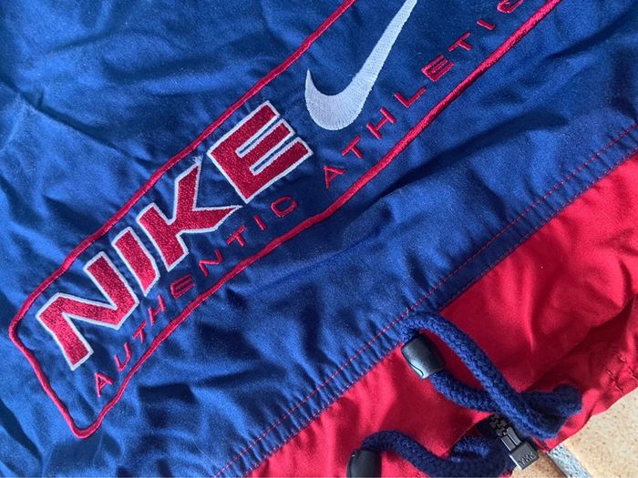 Veste style coupe vent Nike brodé embroidered année 90´s - photo numéro 11