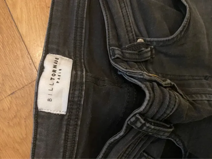 Jean gris foncé Bill Tornade taille 28 - photo numéro 3