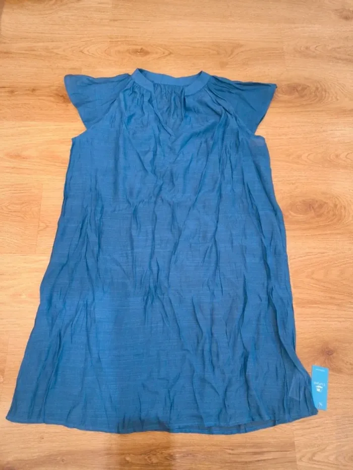 Robe légère cupshe taille L (40) neuf