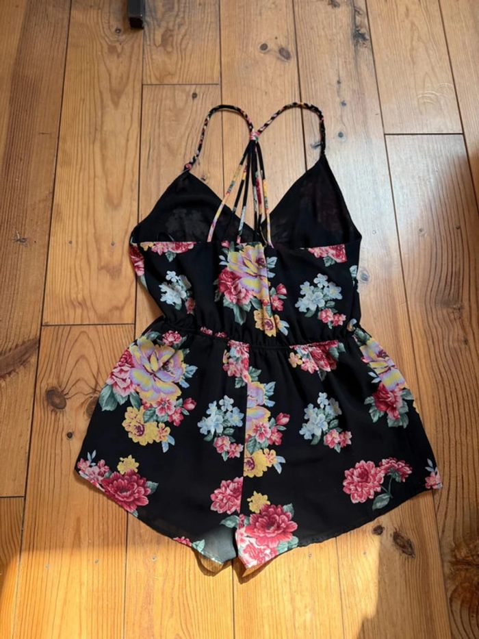 Superbe CombiShort neuf fluide fleuri Forever 🌸 40 L - photo numéro 6