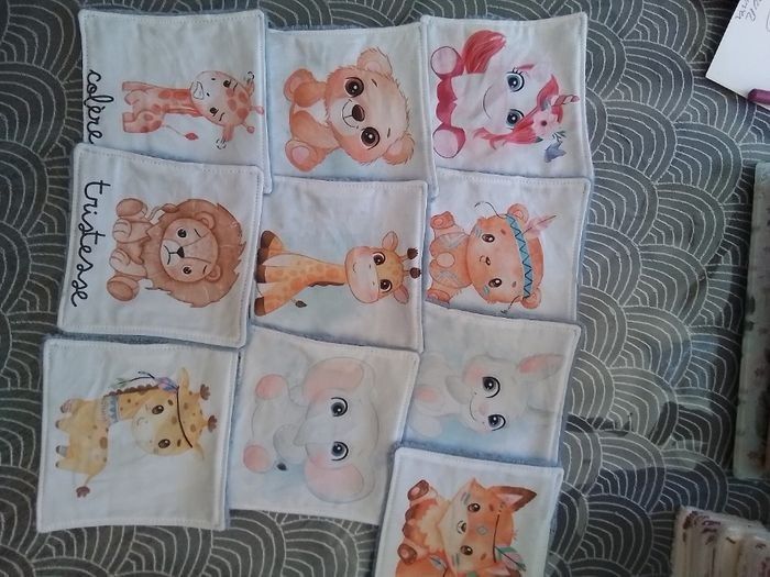 Lot de 10 lingettes bébé